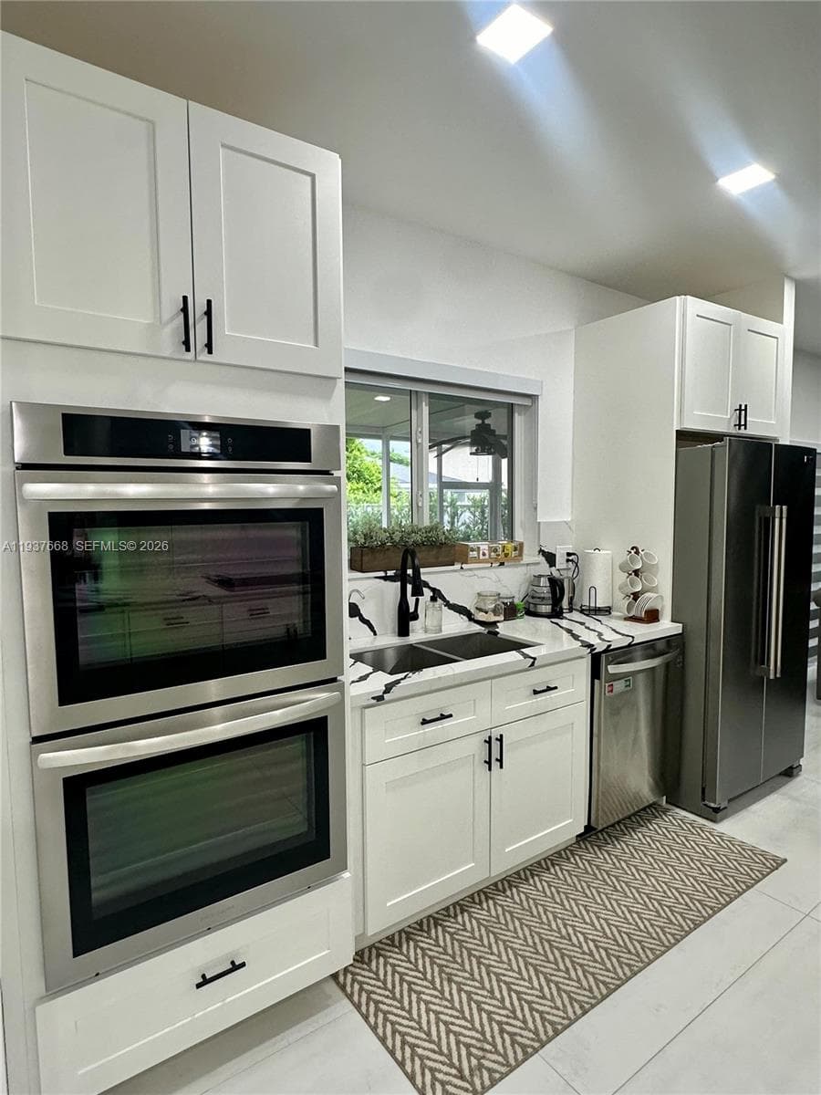 14789 SW 142nd St, Miami FL 33196 — 9