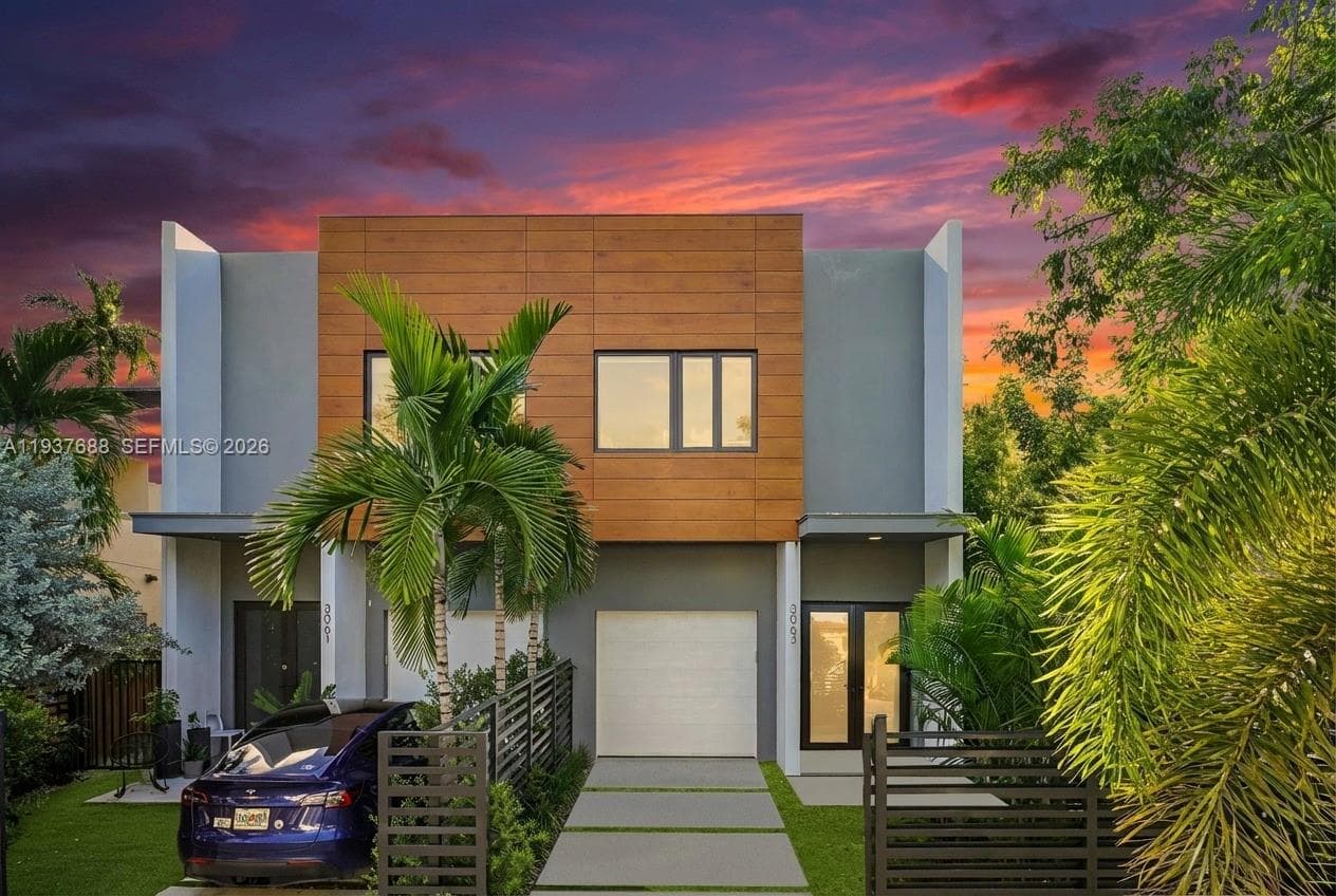3063 Elizabeth St, Miami FL 33133 — 2