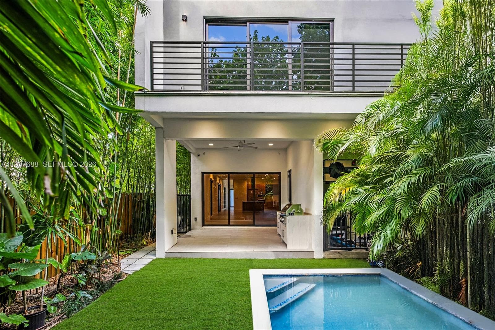 3063 Elizabeth St, Miami FL 33133 — 14