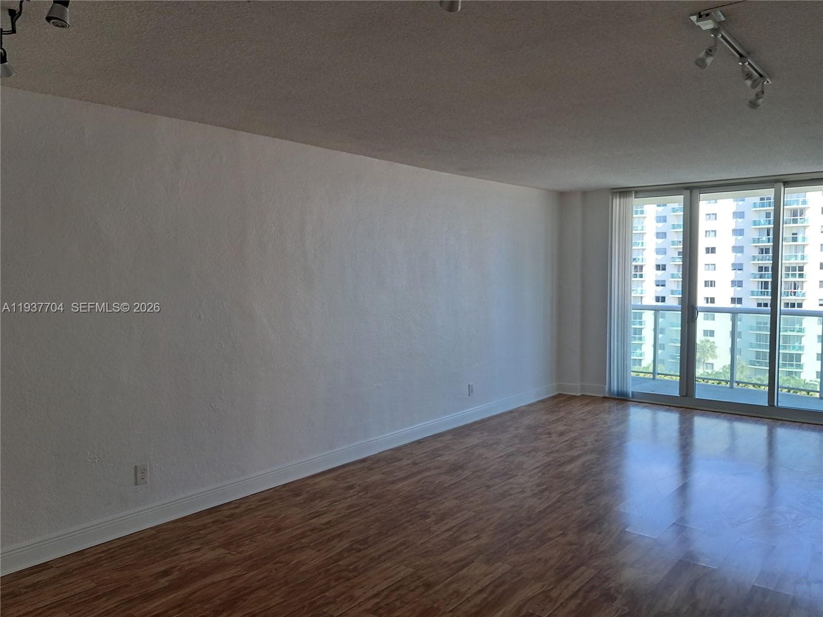 19380 Collins Ave # 806, Sunny Isles Beach FL 33160 — 17