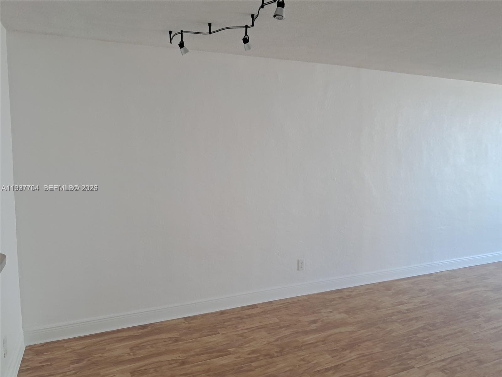 19380 Collins Ave # 806, Sunny Isles Beach FL 33160 — 16