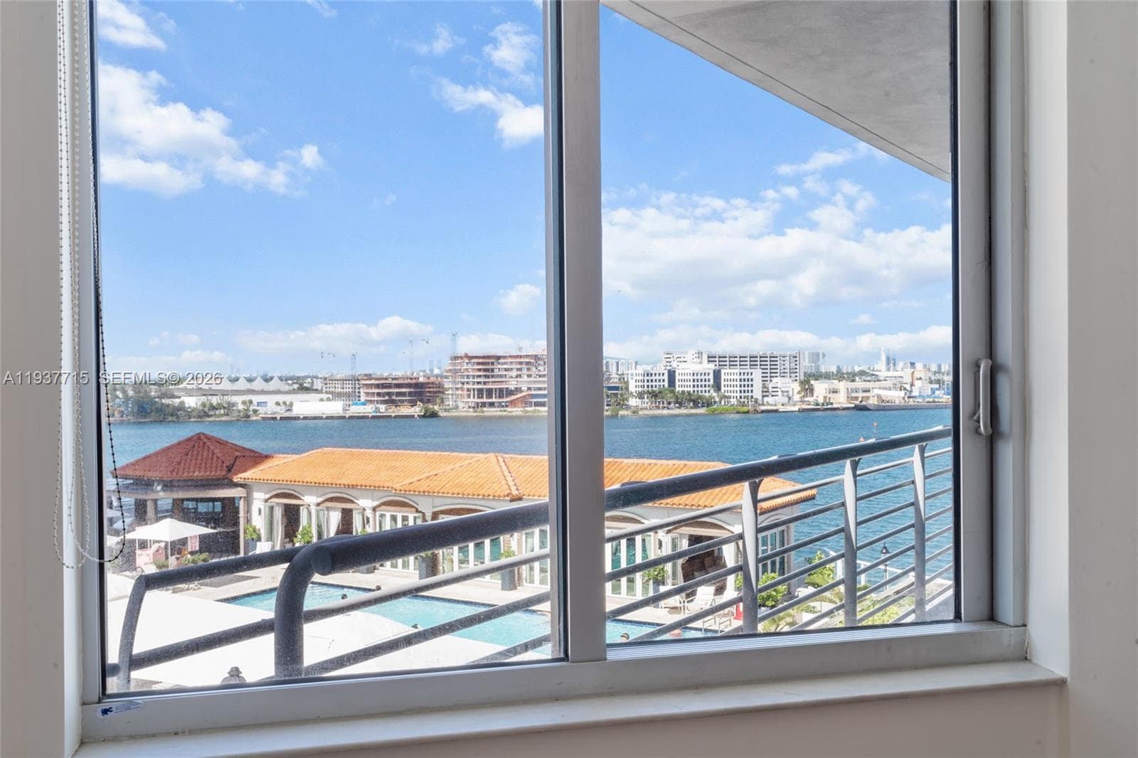 335 S Biscayne Blvd # 908, Miami FL 33131 — 18