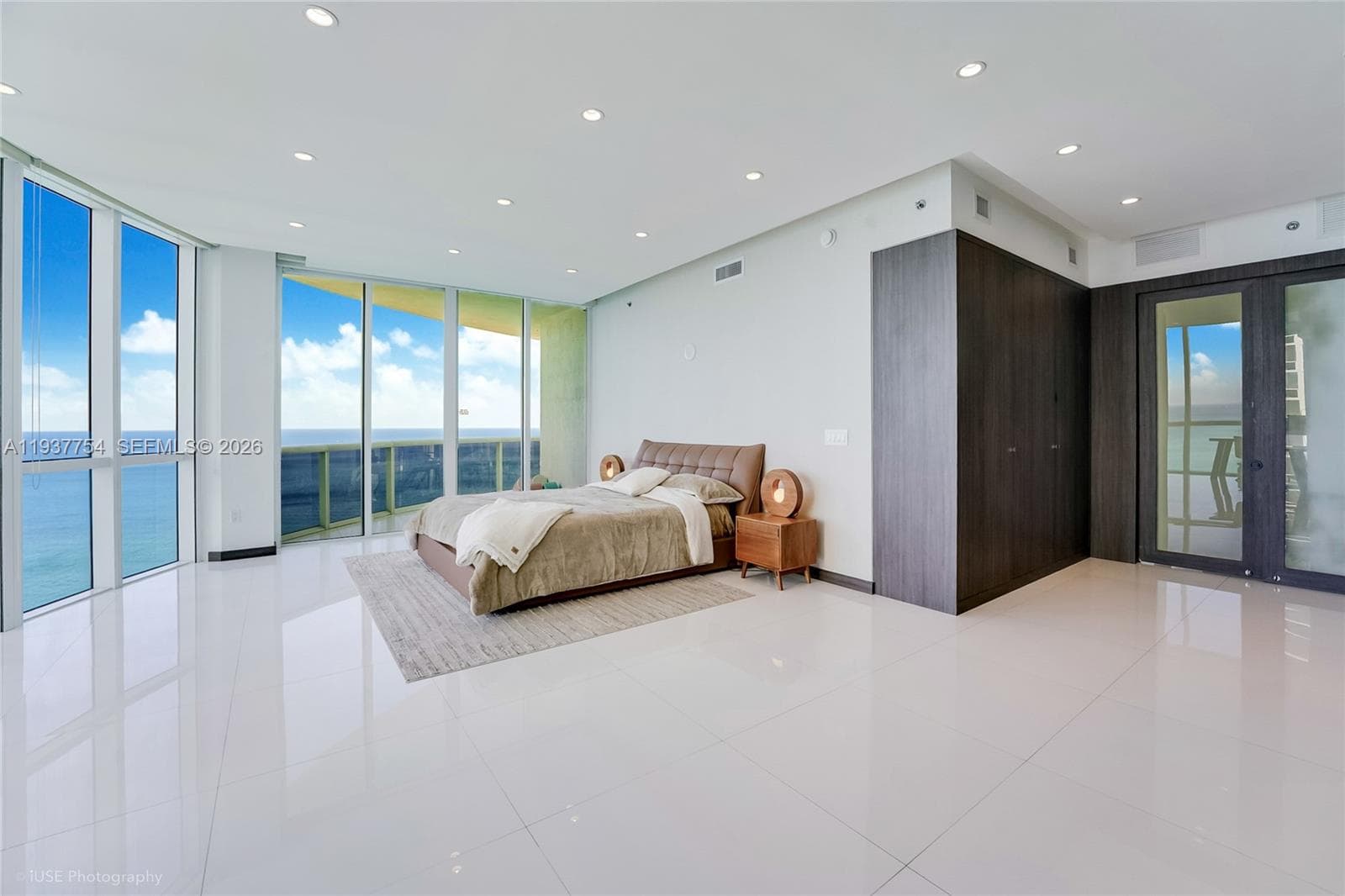 15901 Collins Ave # 2701, Sunny Isles Beach FL 33160 — 10