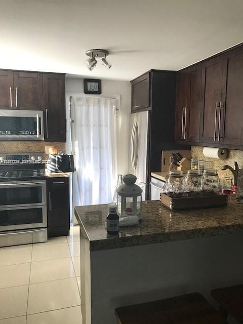 10794 N Kendall Dr # B2, Miami FL 33176 — 1