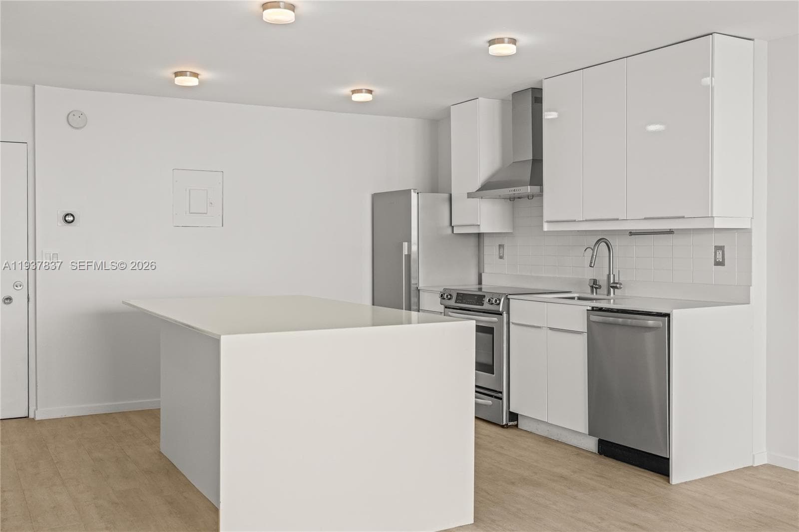 5 Island Avenue # 15A, Miami Beach FL 33139 — 5