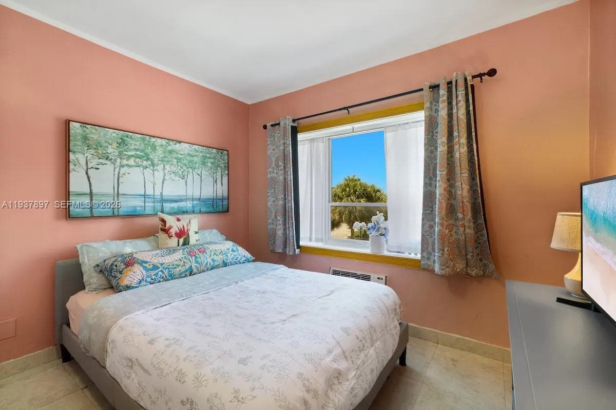 255 W 24th St # 234, Miami Beach FL 33140 — 2