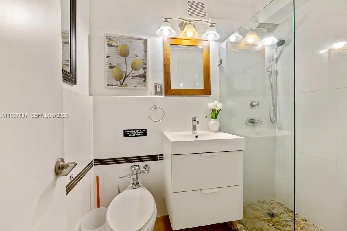 255 W 24th St # 234, Miami Beach FL 33140 — 8