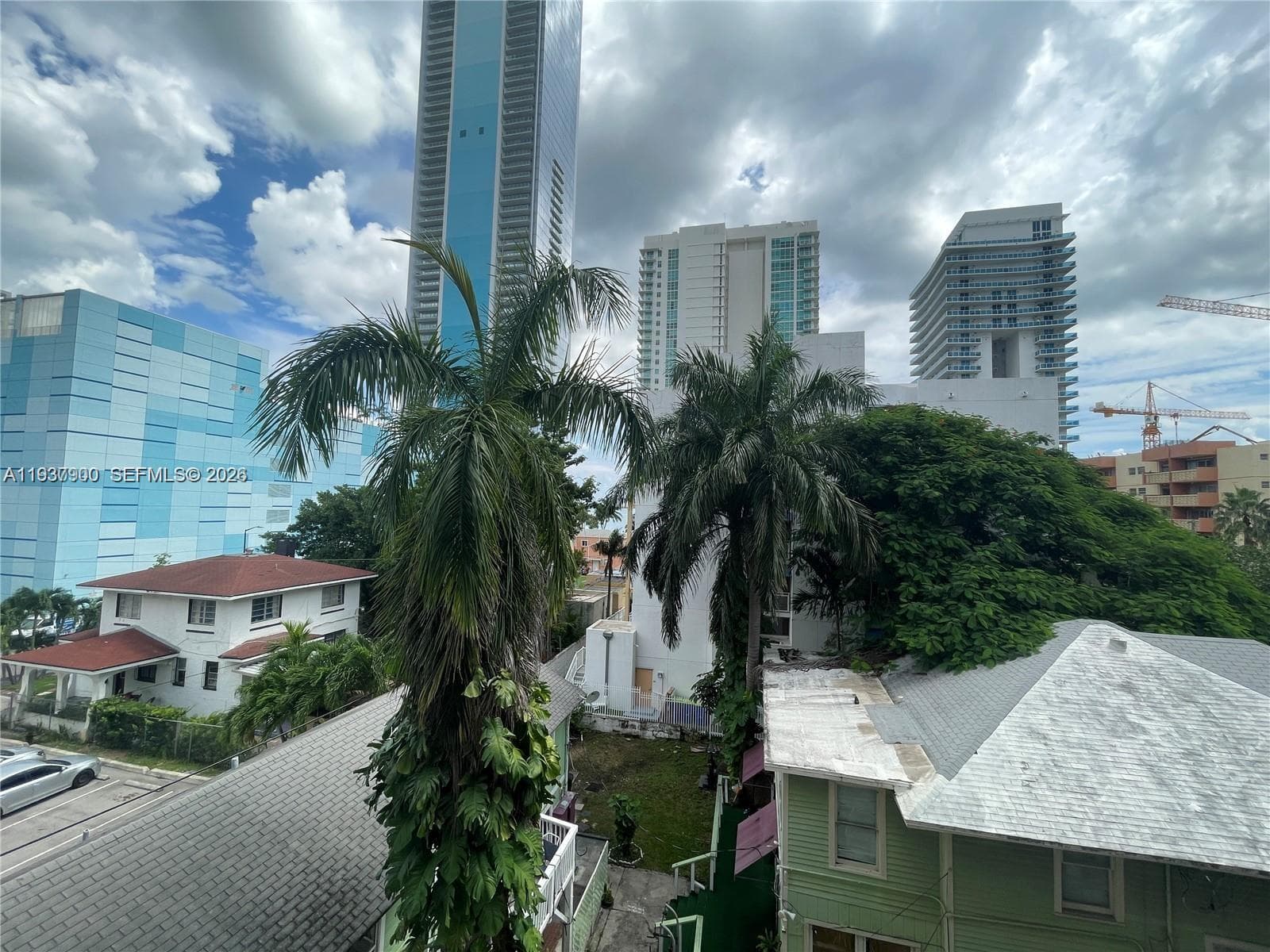 455 NE 25th St # 407, Miami FL 33137 — 43