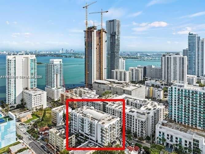 455 NE 25th St # 407, Miami FL 33137 — 44