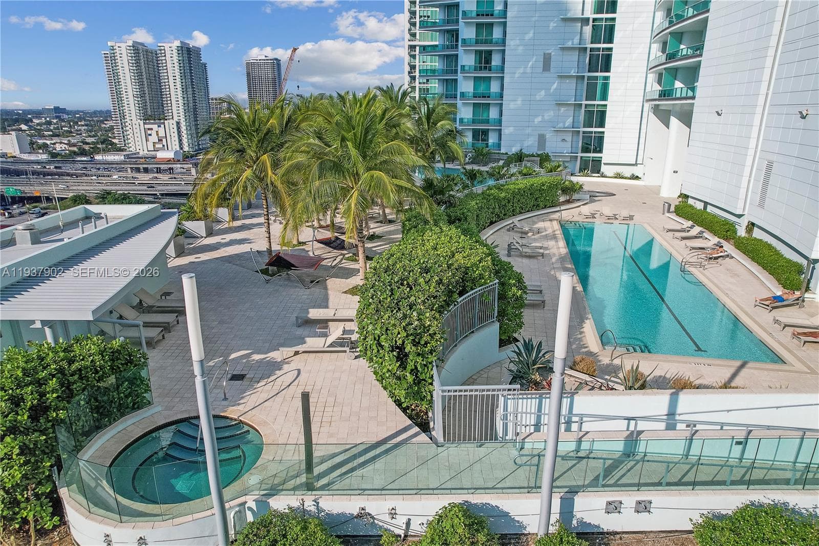 900 Biscayne Blvd # 2910, Miami FL 33132 — 30
