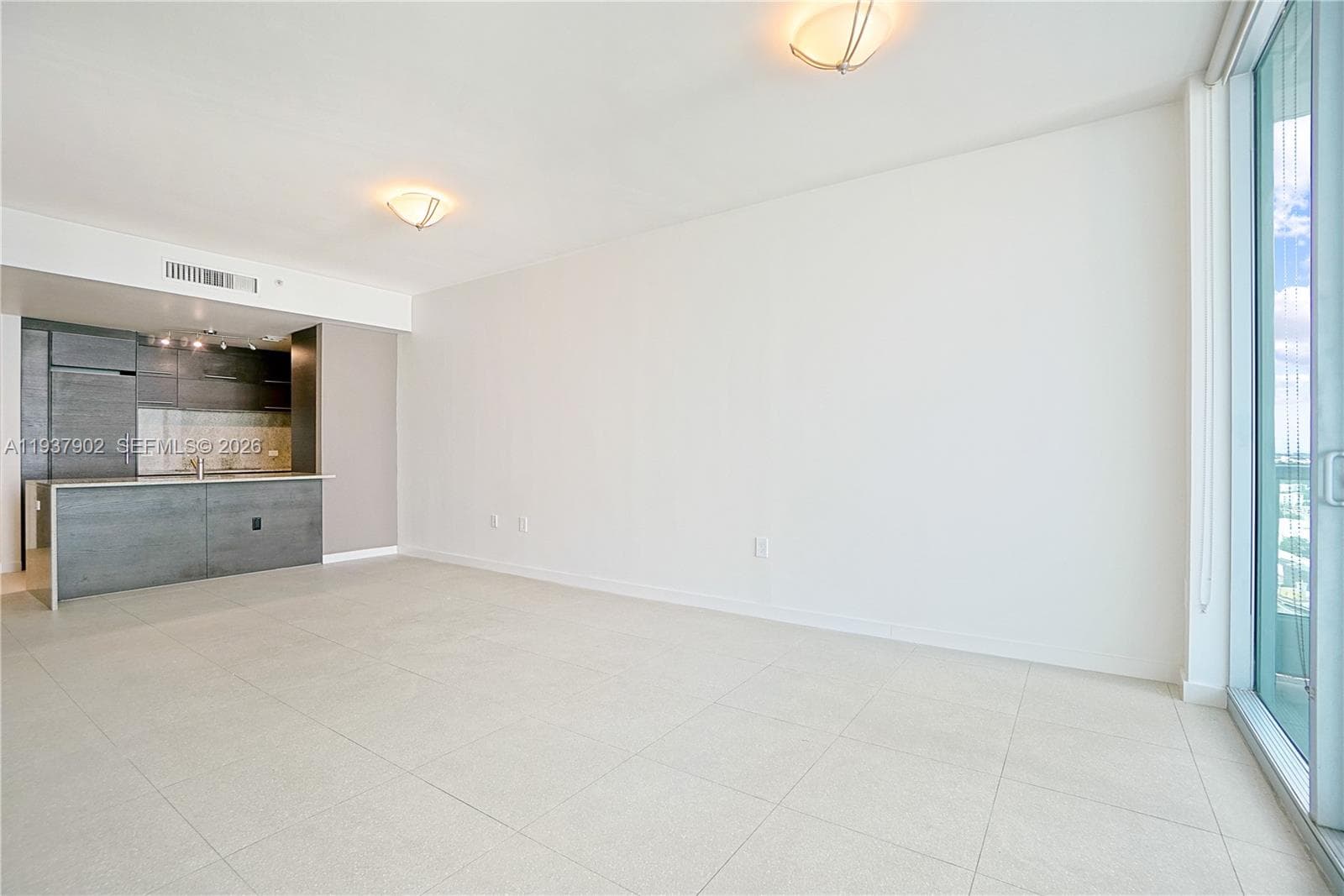 900 Biscayne Blvd # 2910, Miami FL 33132 — 19