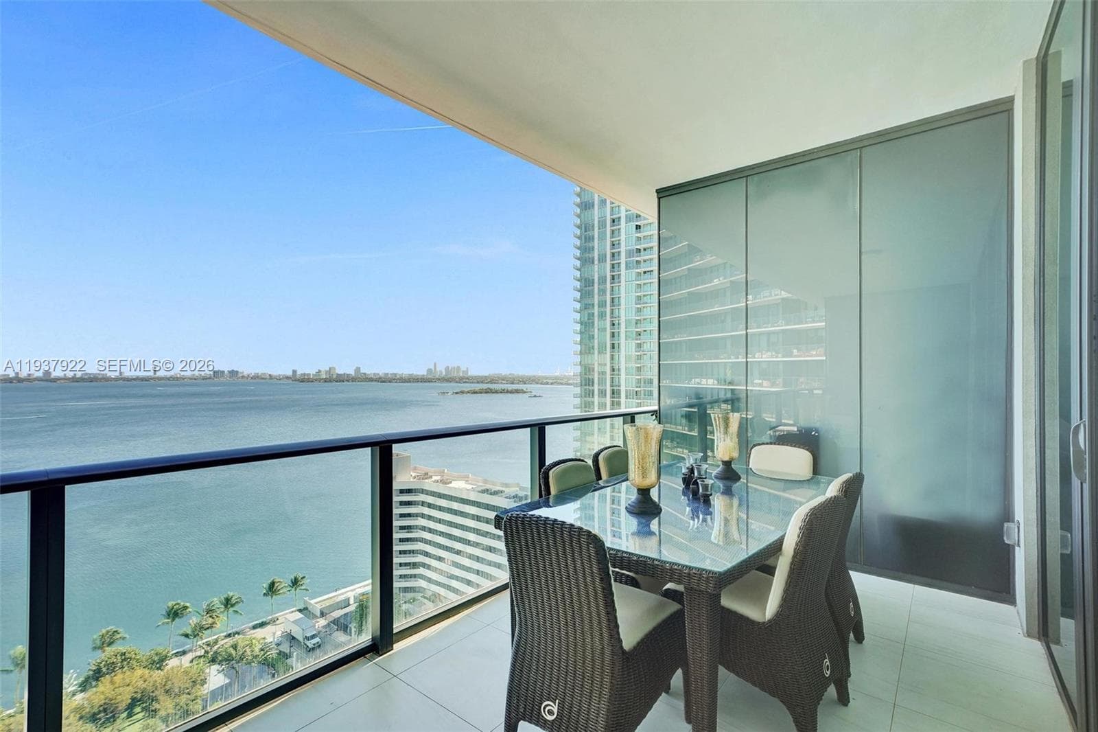 480 NE 31st St # 1705, Miami FL 33137 — 43
