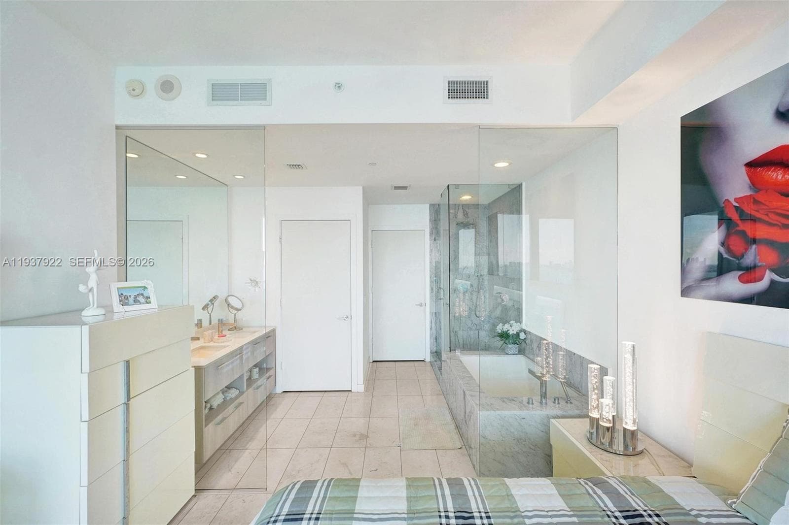 480 NE 31st St # 1705, Miami FL 33137 — 26