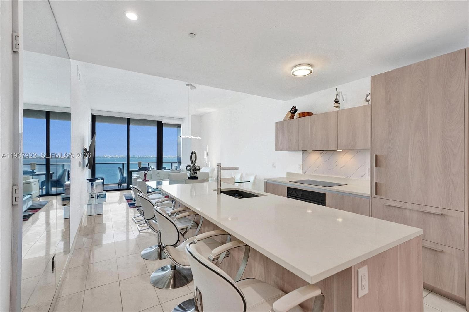 480 NE 31st St # 1705, Miami FL 33137 — 3