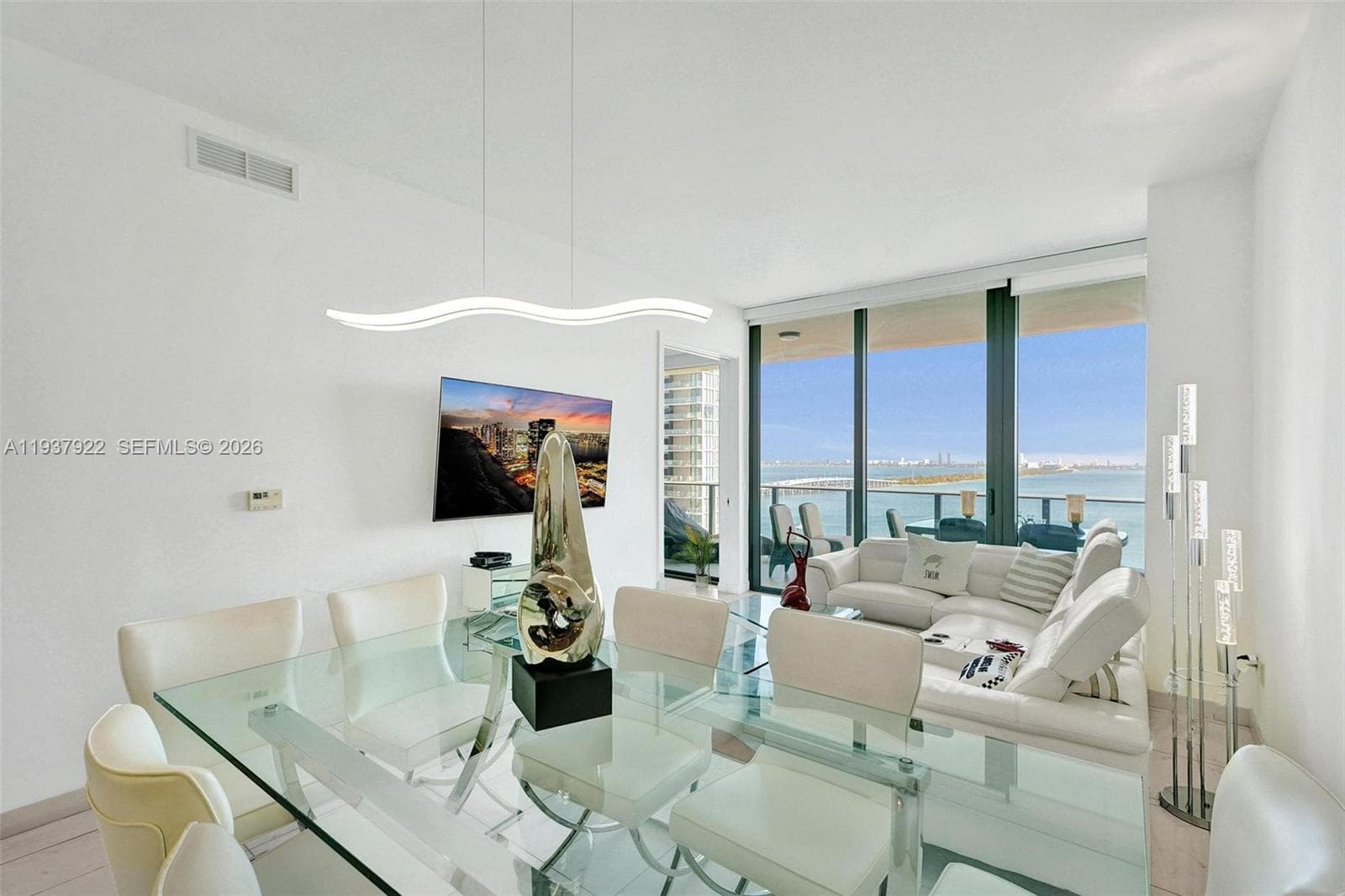 480 NE 31st St # 1705, Miami FL 33137 — 1