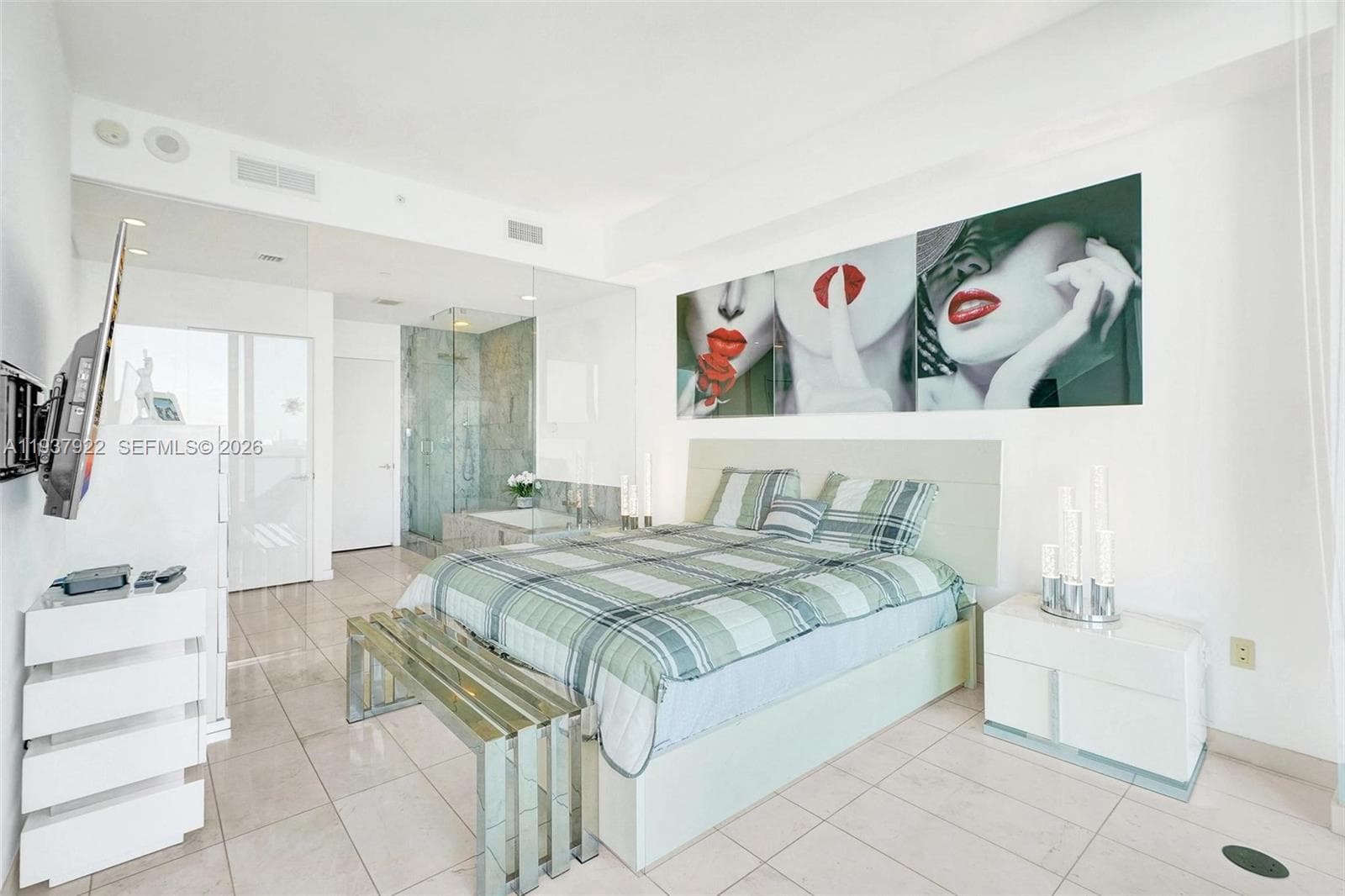 480 NE 31st St # 1705, Miami FL 33137 — 24