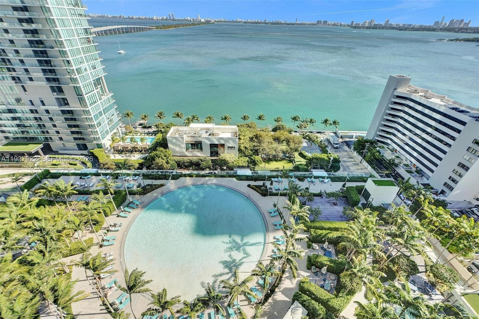 480 NE 31st St # 1705, Miami FL 33137 — 50