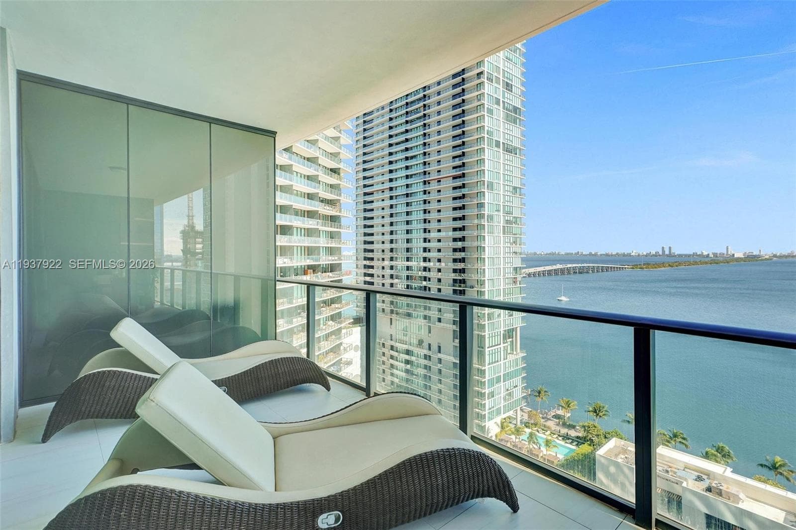 480 NE 31st St # 1705, Miami FL 33137 — 44