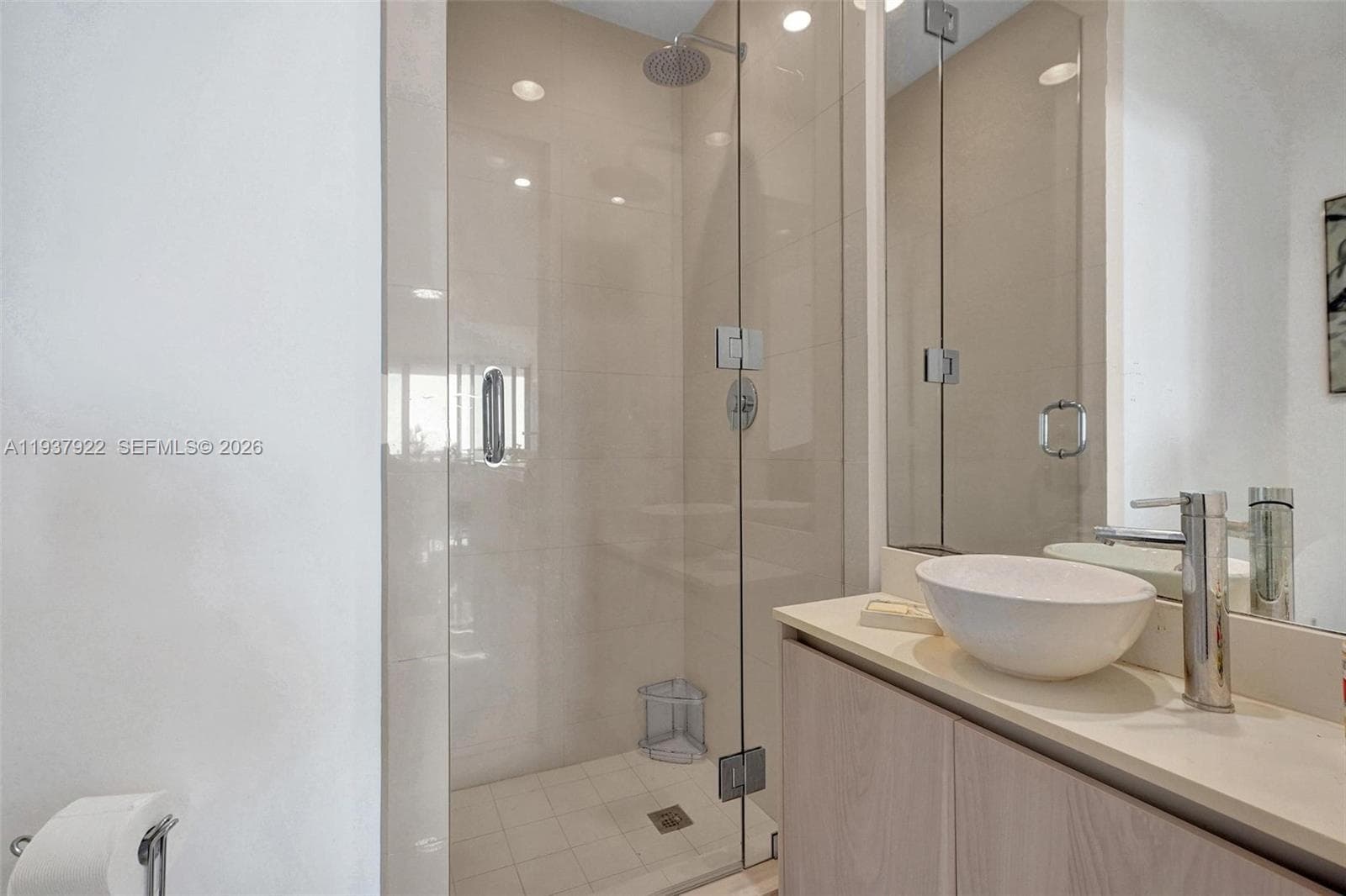 480 NE 31st St # 1705, Miami FL 33137 — 35