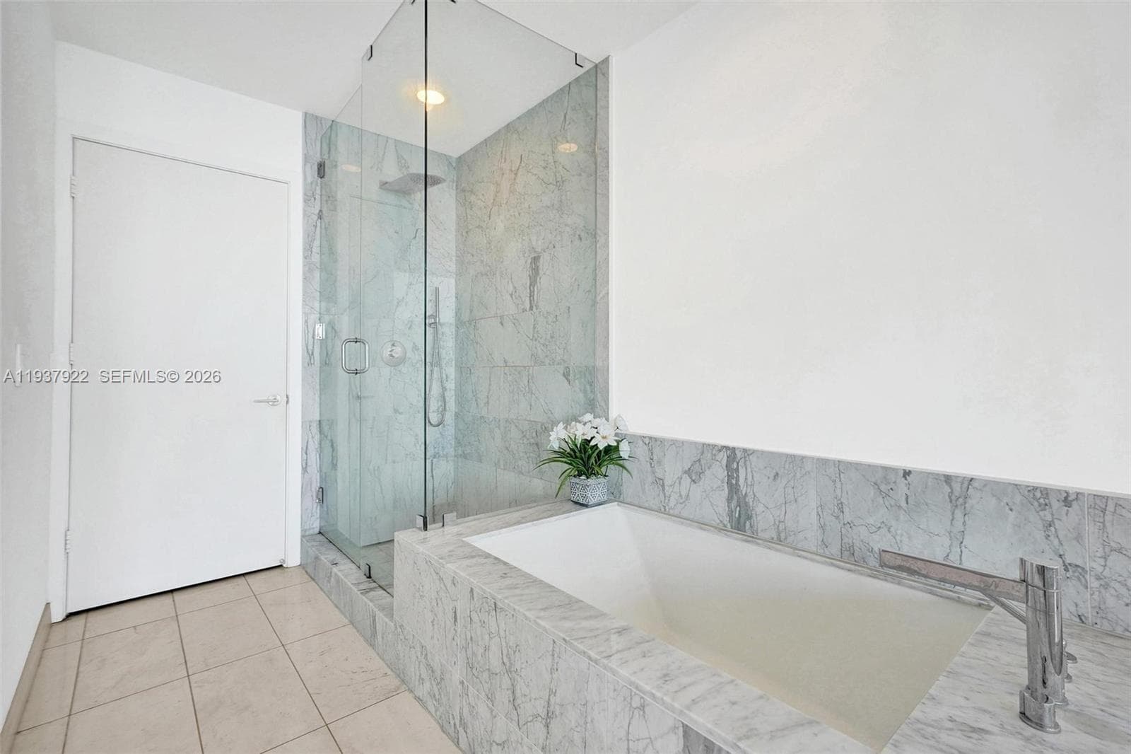 480 NE 31st St # 1705, Miami FL 33137 — 29