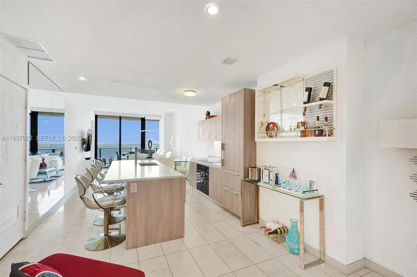 480 NE 31st St # 1705, Miami FL 33137 — 4