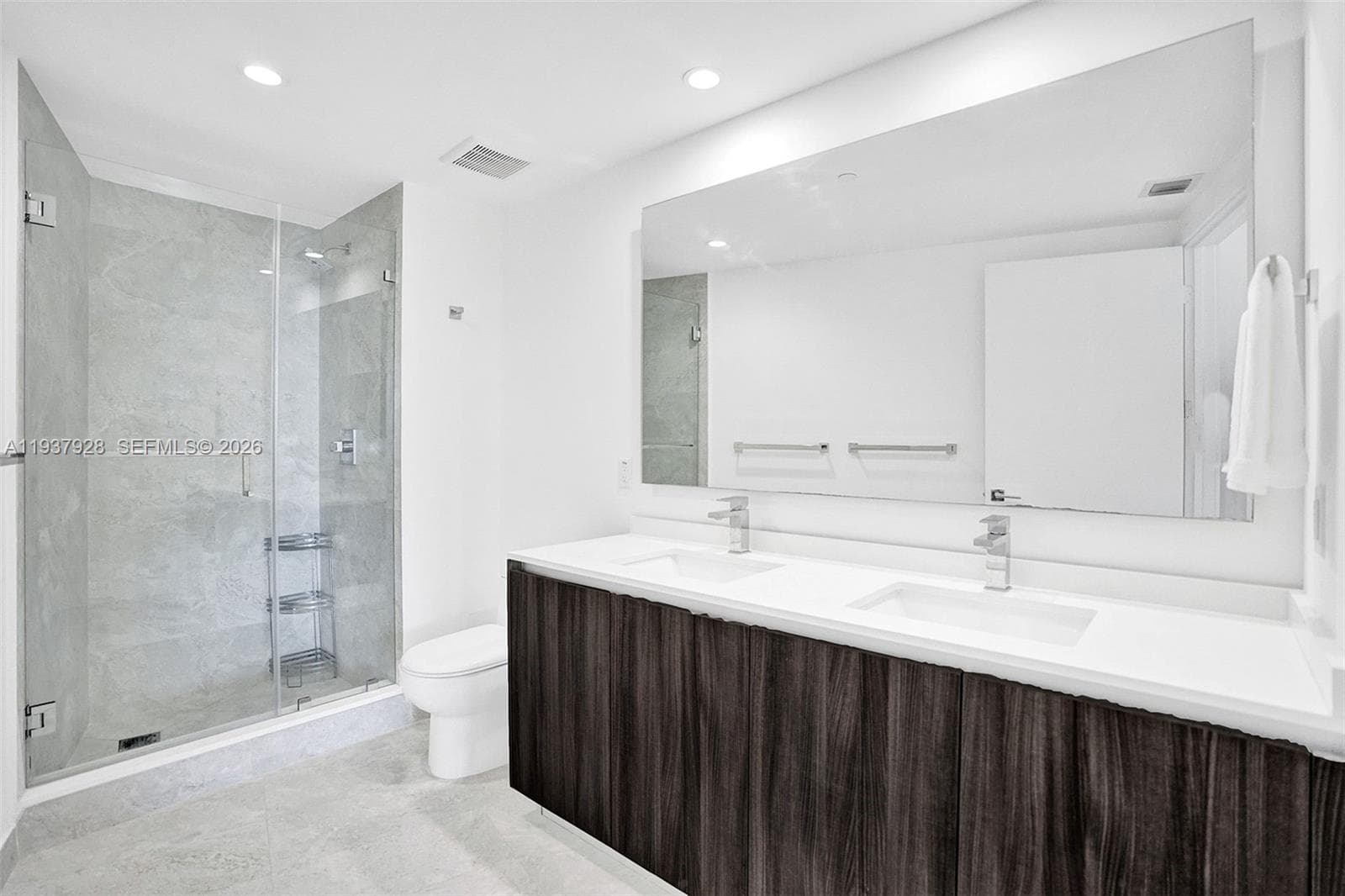 Aria On The Bay Condo, Miami, FL — 34