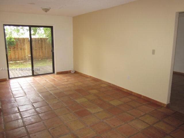 13224 SW 10 TE # 0, Miami FL 33184 — 5