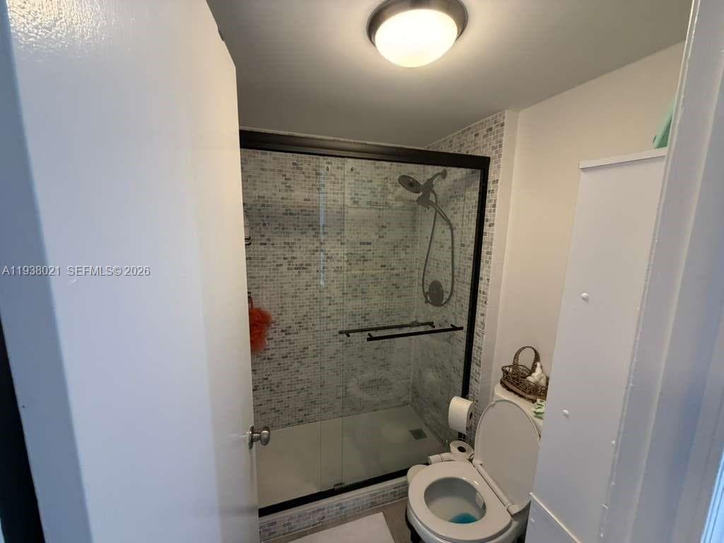 2301 Collins Ave # 423, Miami Beach FL 33139 — 18