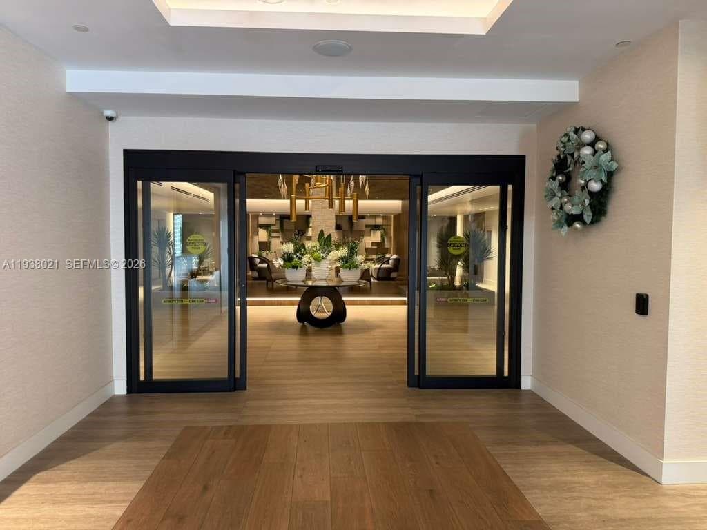2301 Collins Ave # 423, Miami Beach FL 33139 — 37
