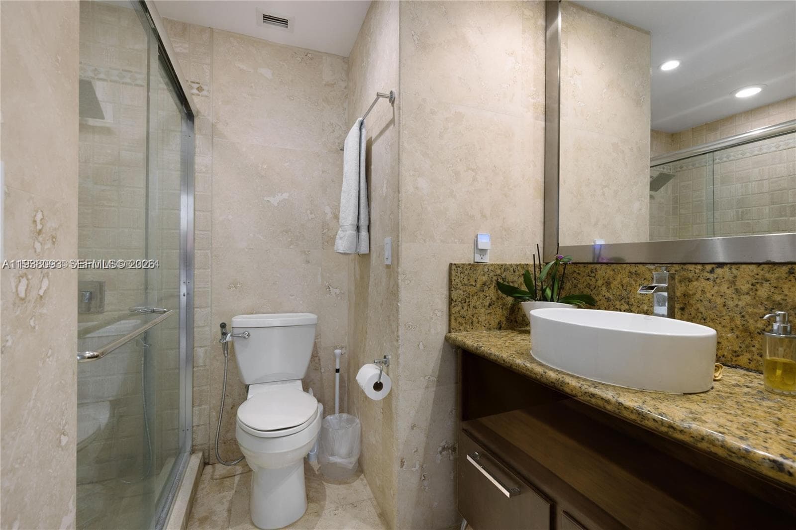 2301 Collins Ave # 22, Miami Beach FL 33139 — 16