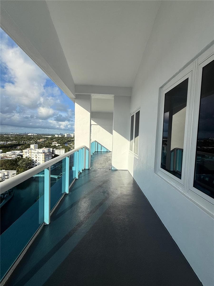 2301 Collins Ave # 22, Miami Beach FL 33139 — 20