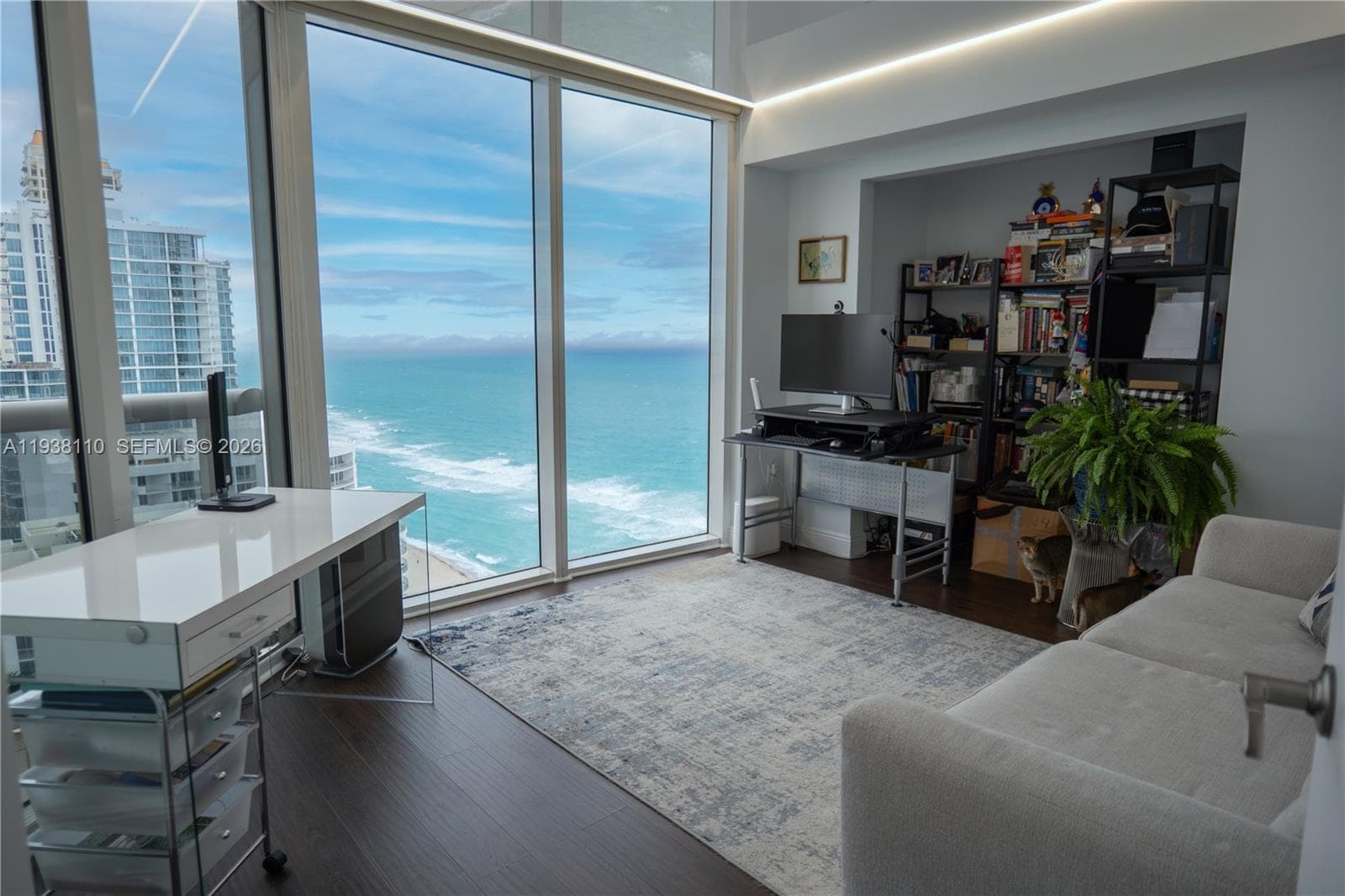 17201 Collins Ave # 3502, Sunny Isles Beach FL 33160 — 32