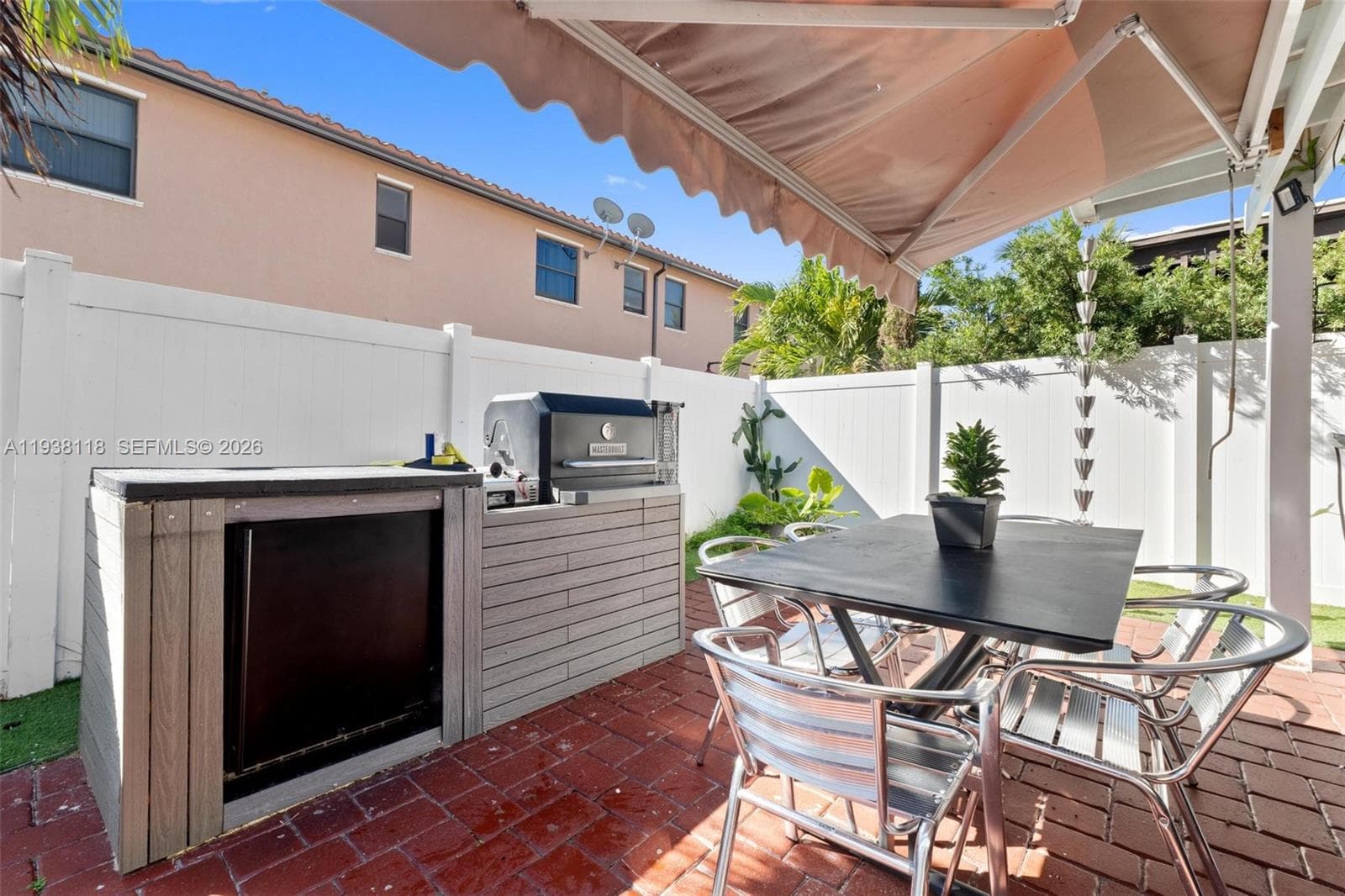 3436 W 90th St, Hialeah FL 33018 — 7