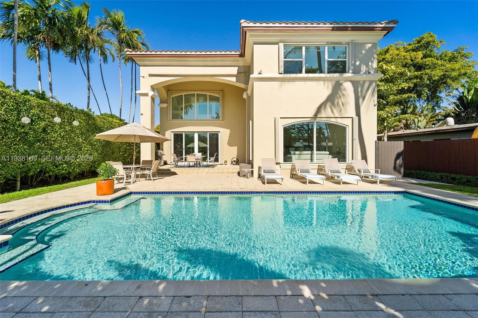 1490 Cleveland Rd, Miami Beach FL 33141 — 2