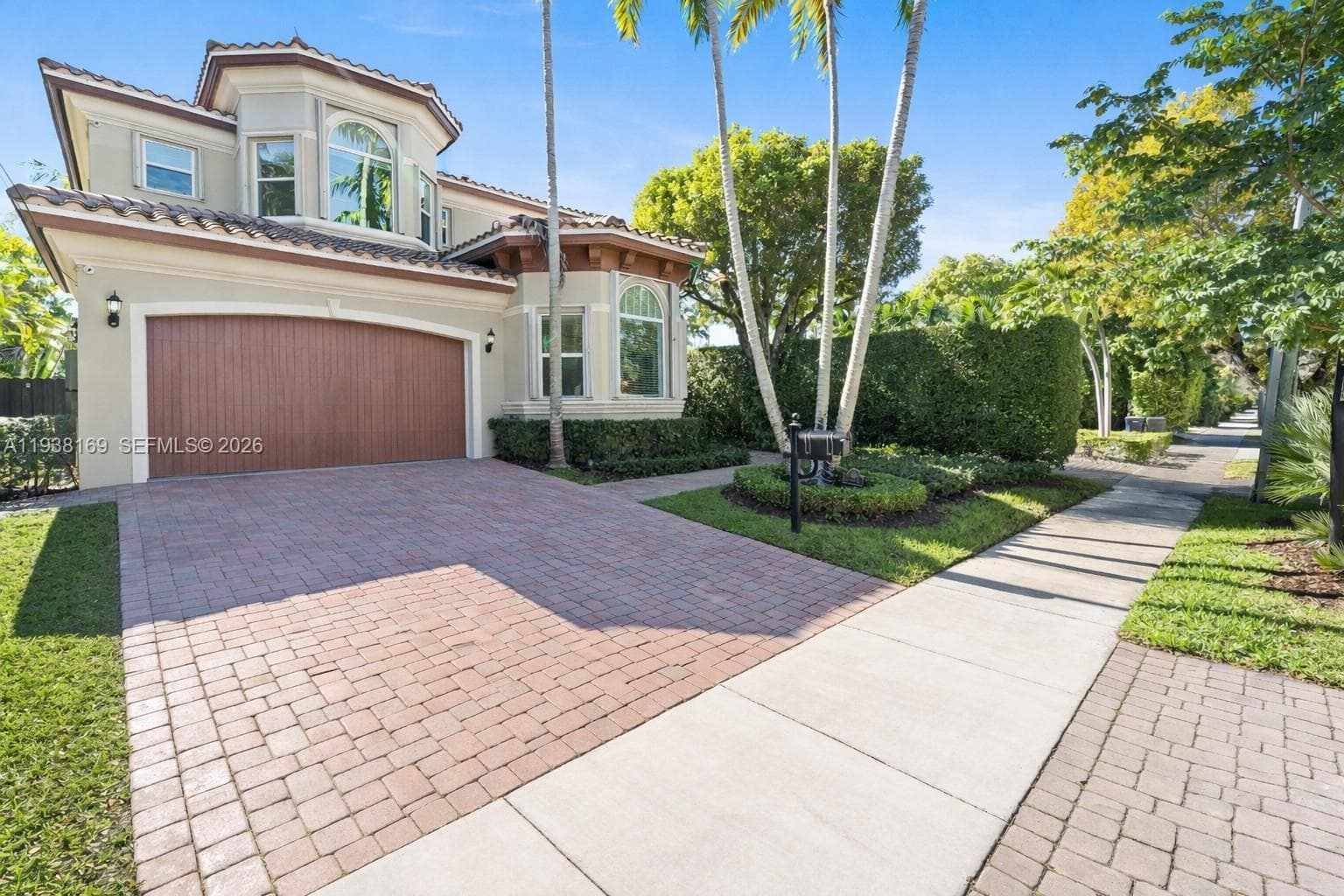 1490 Cleveland Rd, Miami Beach FL 33141 — 1