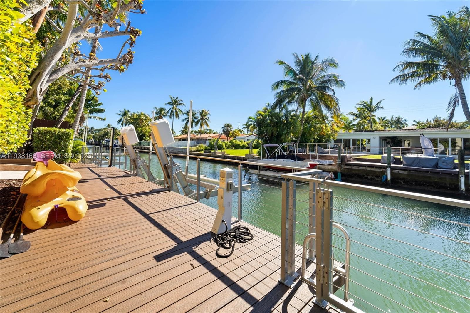 1490 Cleveland Rd, Miami Beach FL 33141 — 34