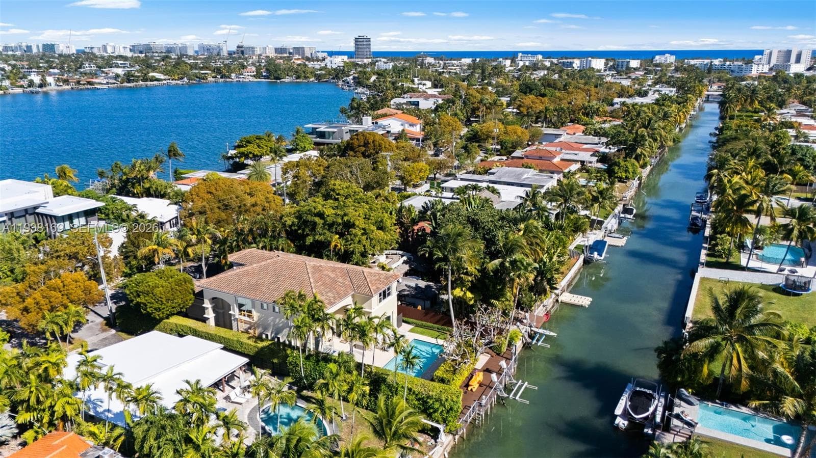 1490 Cleveland Rd, Miami Beach FL 33141 — 38
