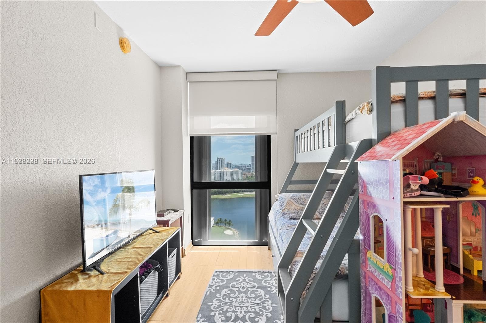 3675 N Country Club Dr # 2404, Aventura FL 33180 — 33