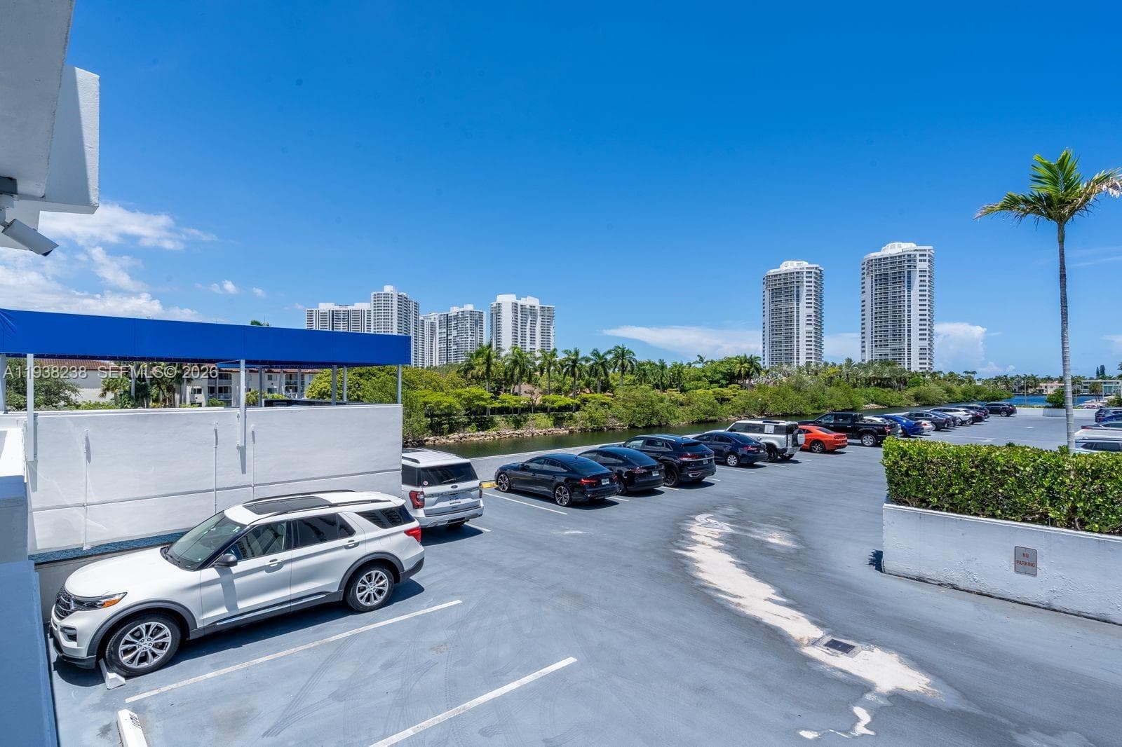 3675 N Country Club Dr # 2404, Aventura FL 33180 — 50