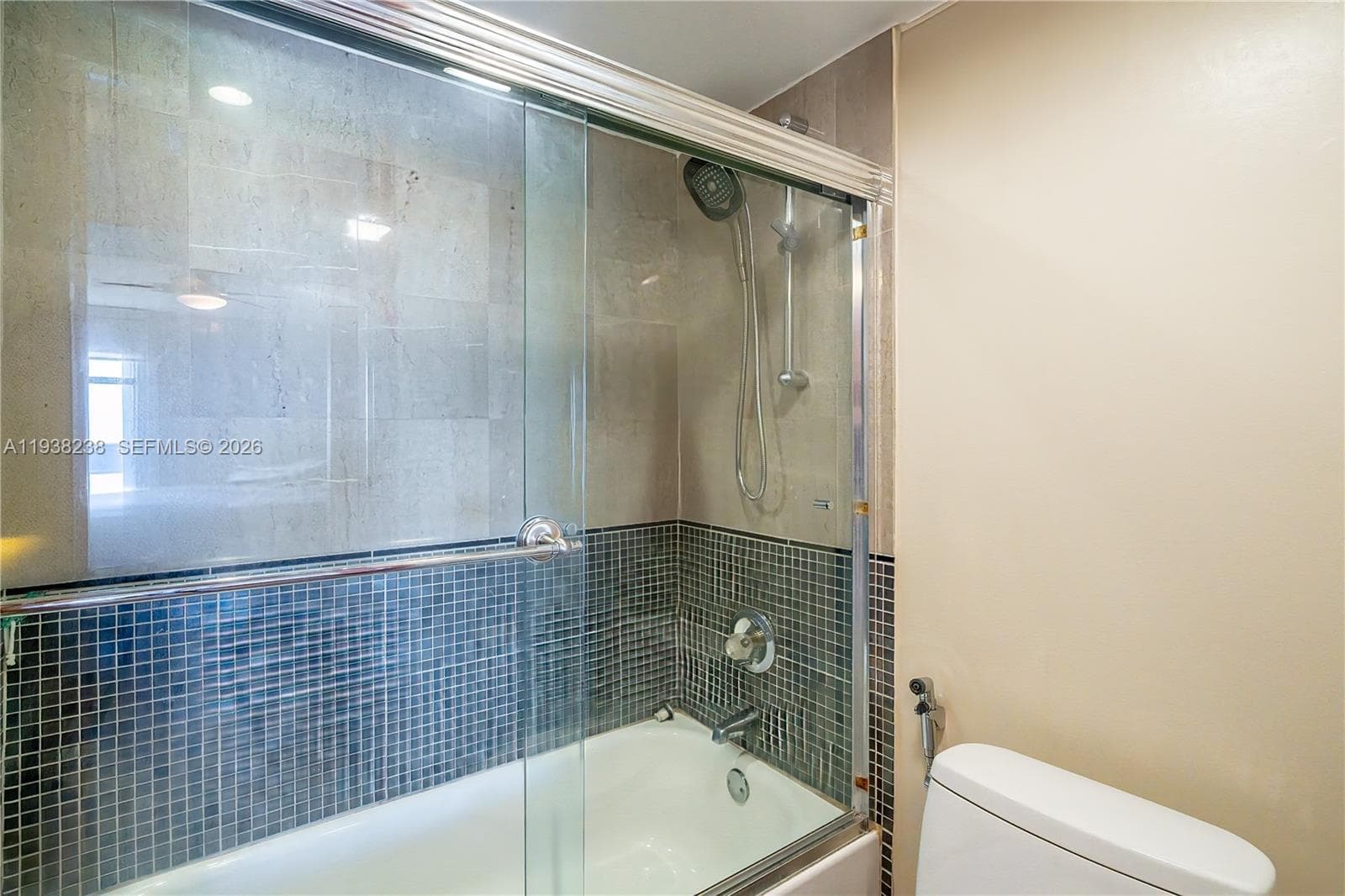 3675 N Country Club Dr # 2404, Aventura FL 33180 — 31