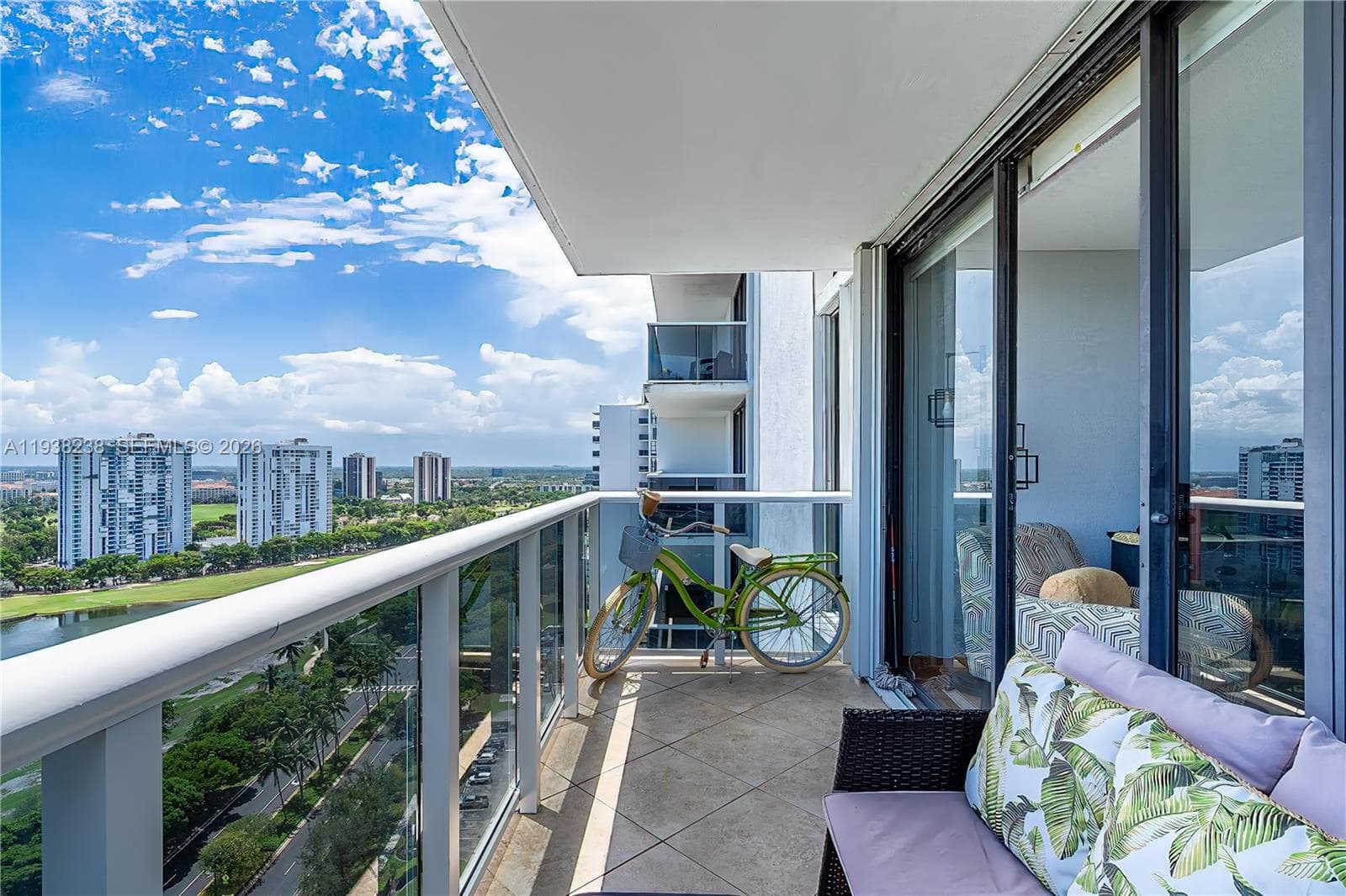 3675 N Country Club Dr # 2404, Aventura FL 33180 — 39