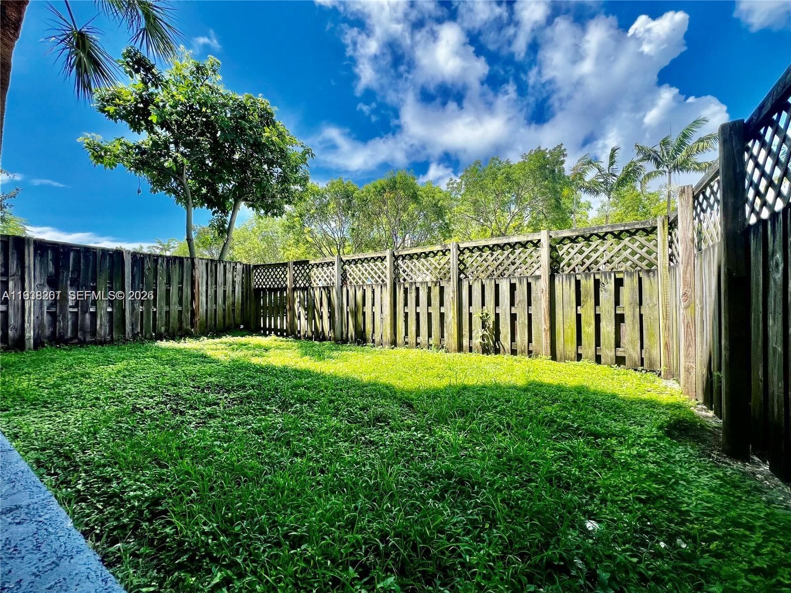 5201 Geneva Way # 109, Doral FL 33166 — 2