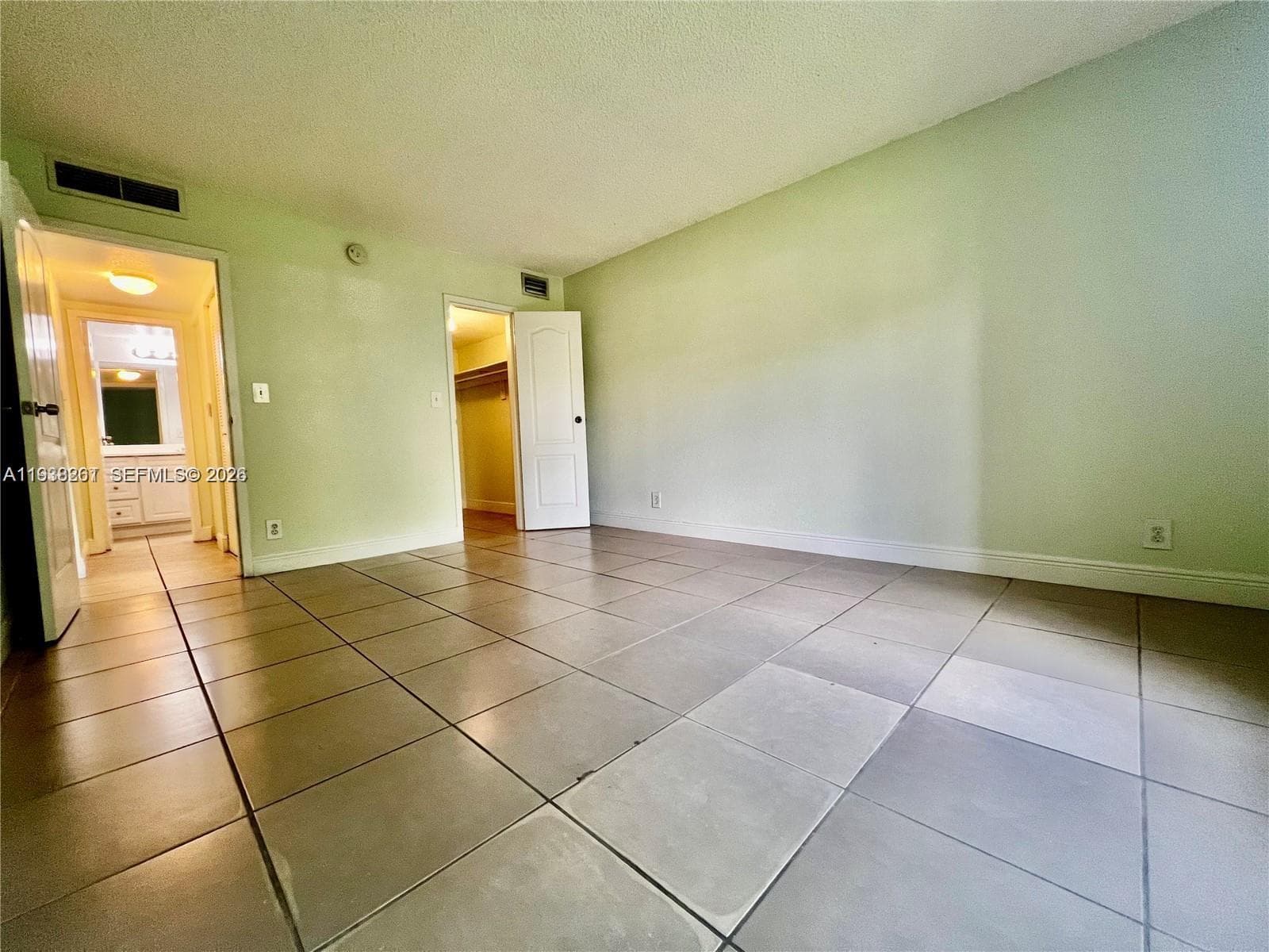 5201 Geneva Way # 109, Doral FL 33166 — 8