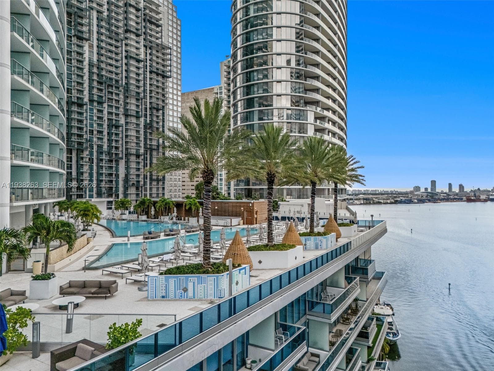 200 Biscayne Boulevard Way # 4414, Miami FL 33131 — 19