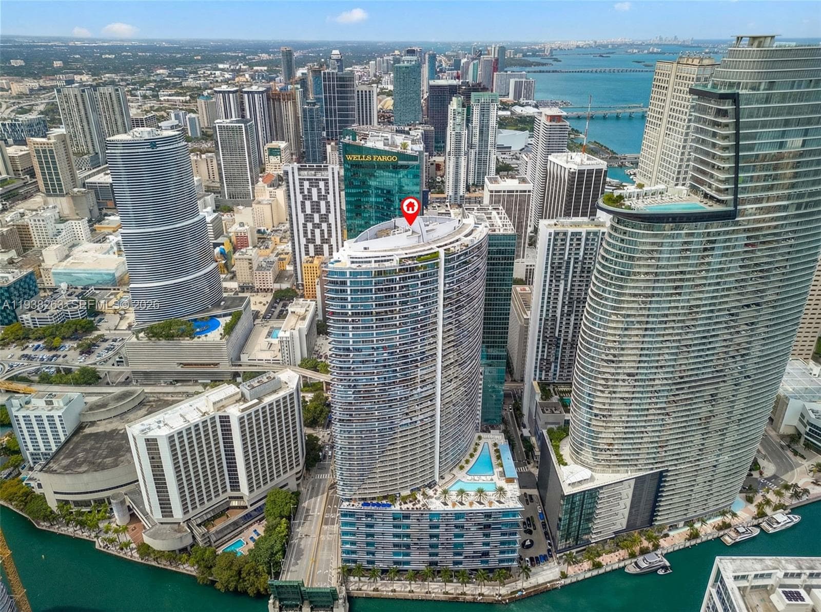 200 Biscayne Boulevard Way # 4414, Miami FL 33131 — 25