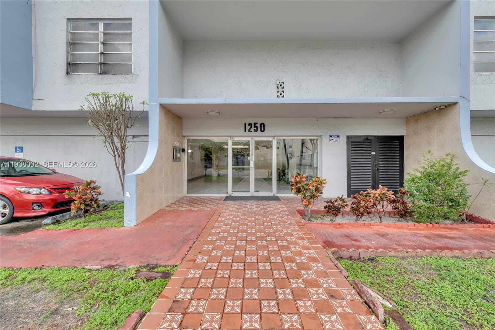 1250 NE 125th St # 311C, North Miami FL 33161 — 2