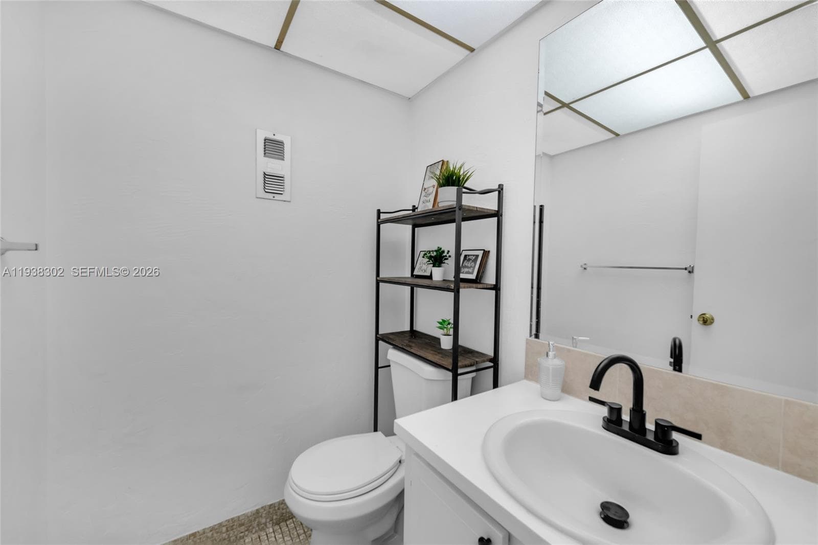 1250 NE 125th St # 311C, North Miami FL 33161 — 22
