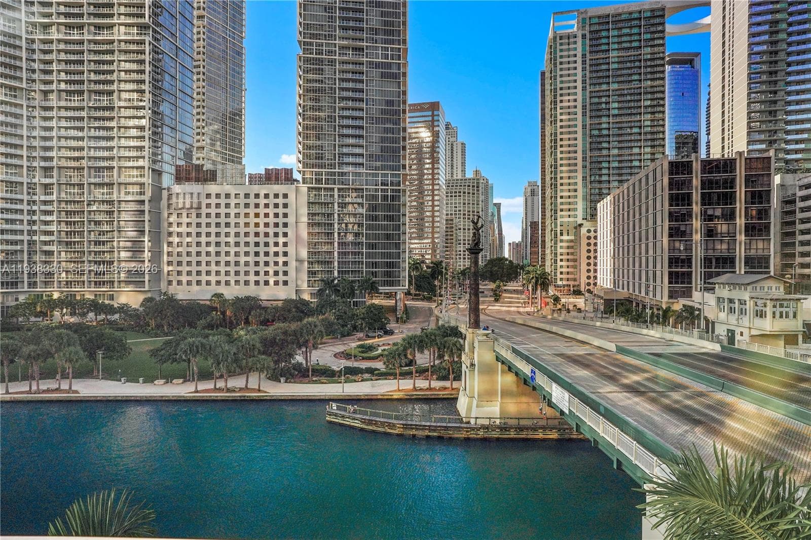 200 Biscayne Boulevard Way # 503, Miami FL 33131 — 1