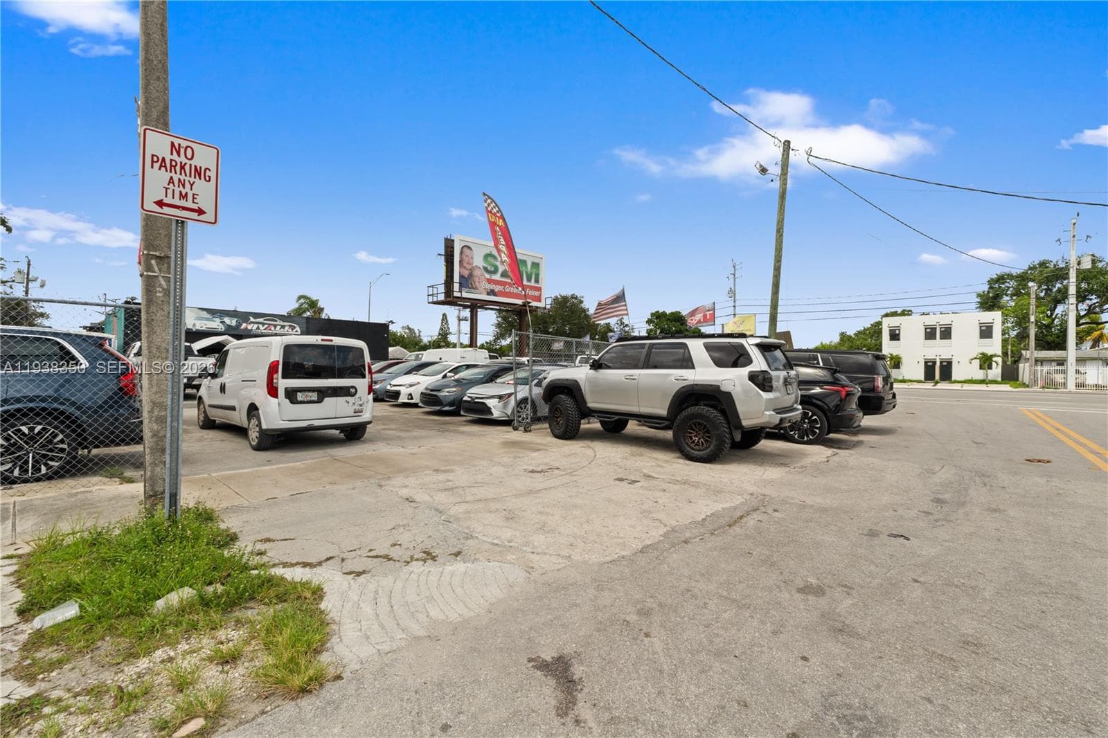 4350 NW 32nd Ave, Miami FL 33142 — 8