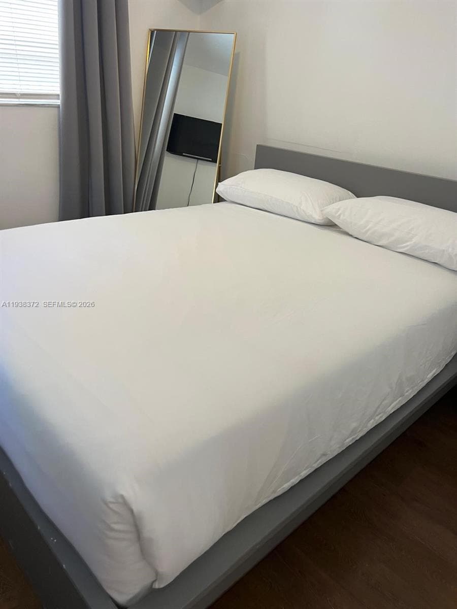 740 Michigan Ave # 5, Miami Beach FL 33139 — 2